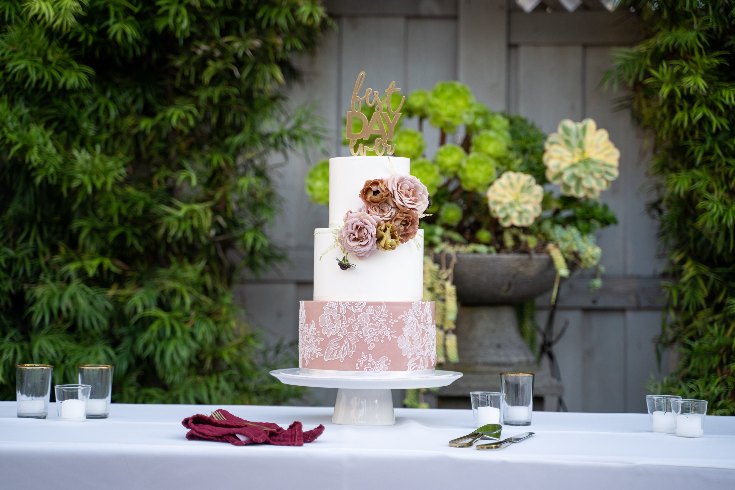 mauve wedding cake Jenny Wenny Cakes.jpg