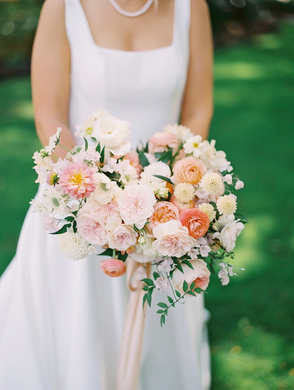peach and blush bridal bouquet.jpg