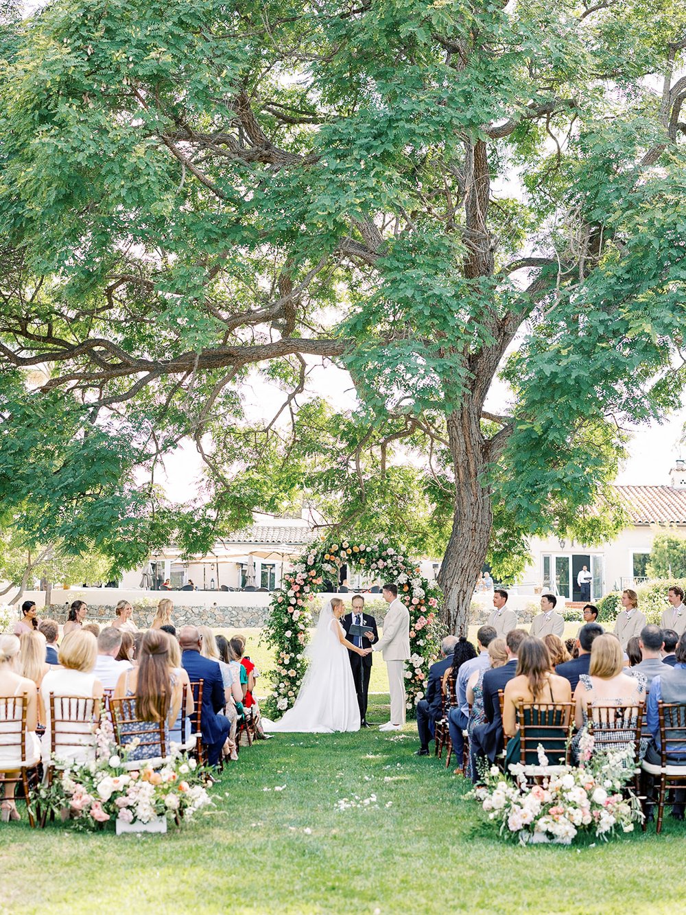 the inn at rancho santa fe ceremony flowers.jpg