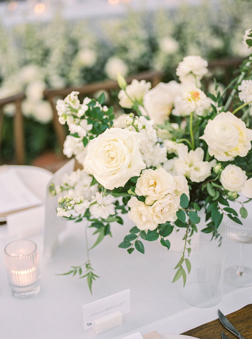 30 white romantic centerpiece.jpg