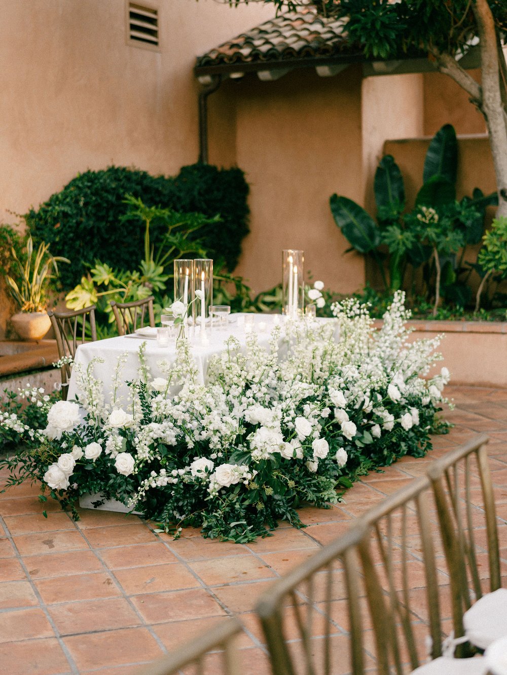 39 white sweet heart table flowers.jpg