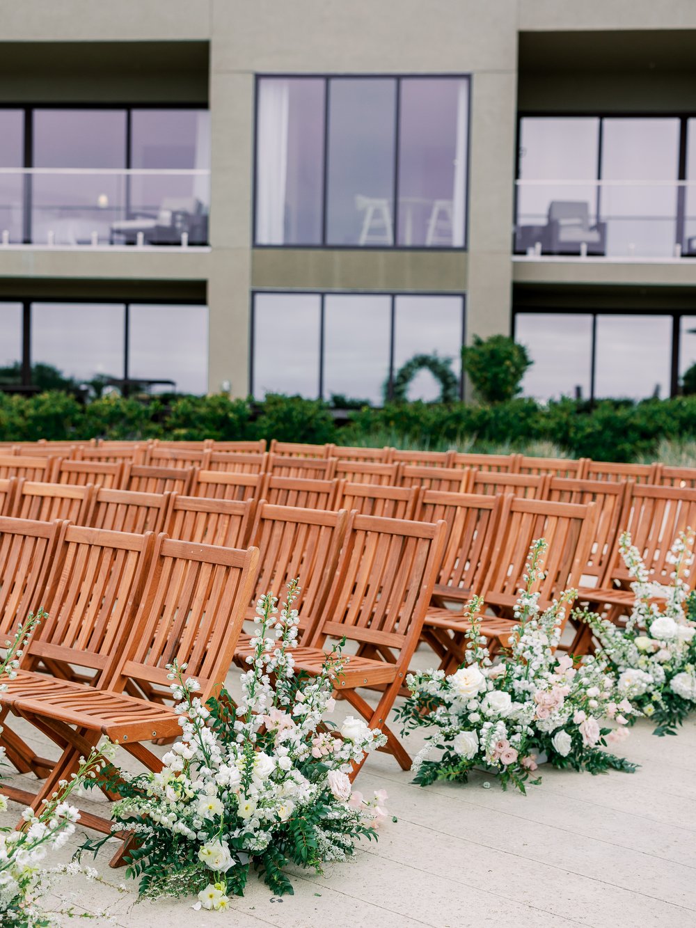 spring aisle flowers.jpg