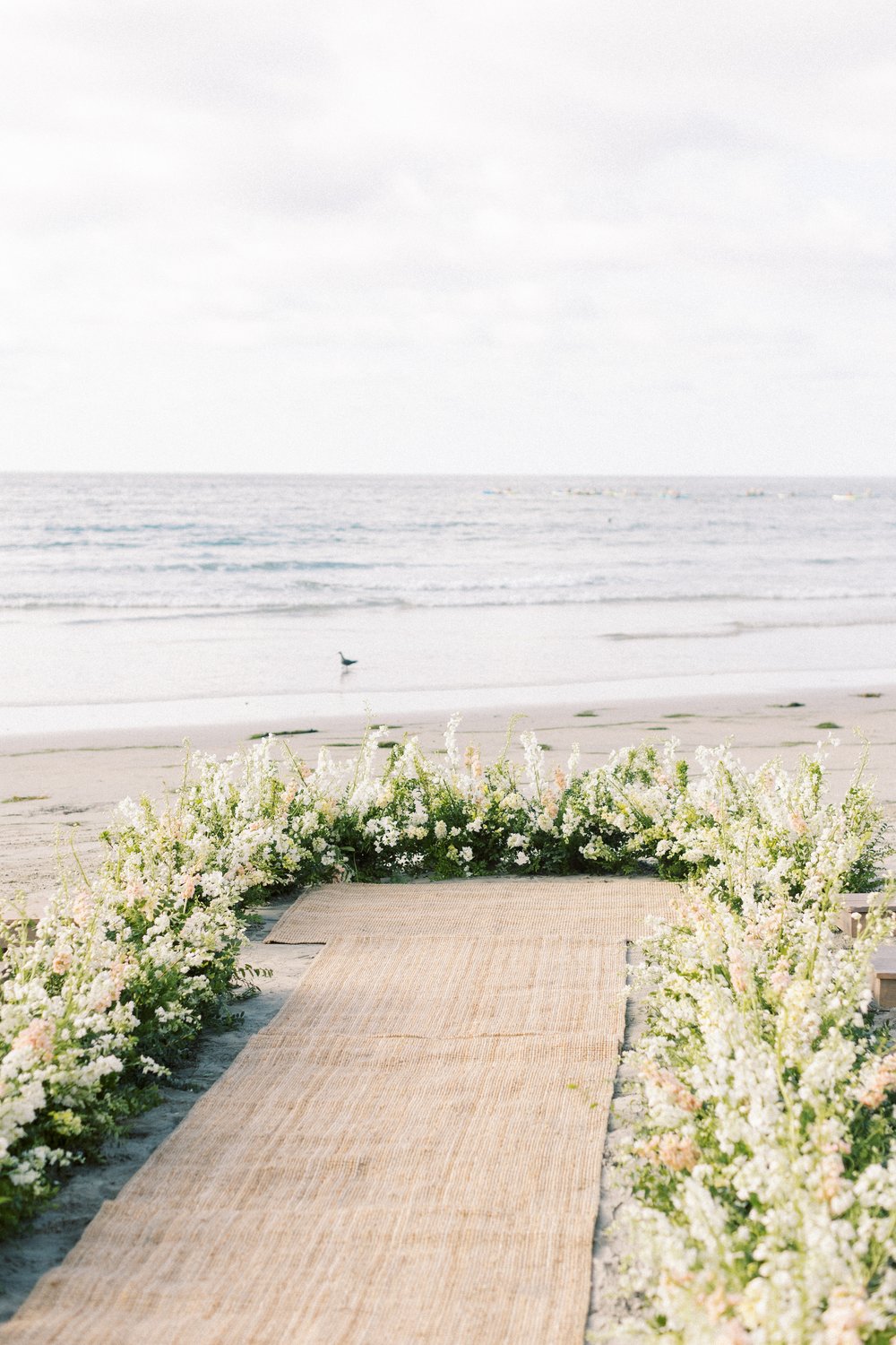 aisle wedding flowers.jpg