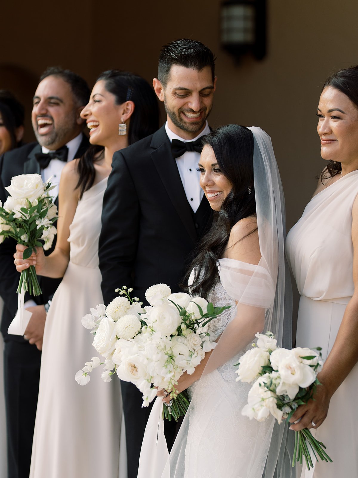 white airy bouquet.jpg