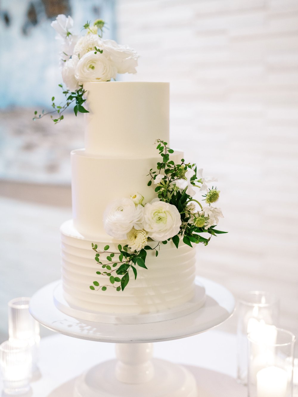wedding cake by heritage desserts.jpg