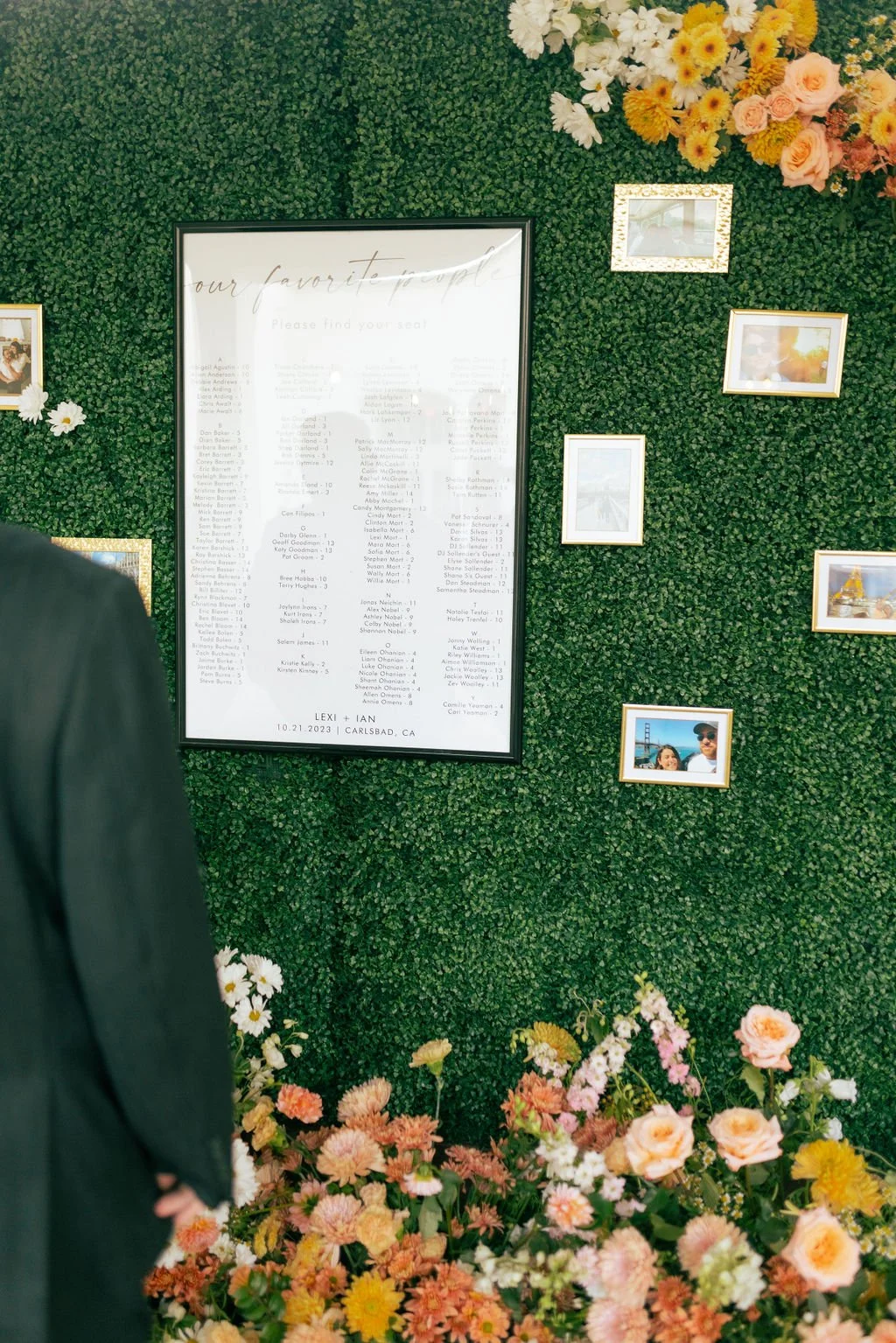 seating display flowers.jpg