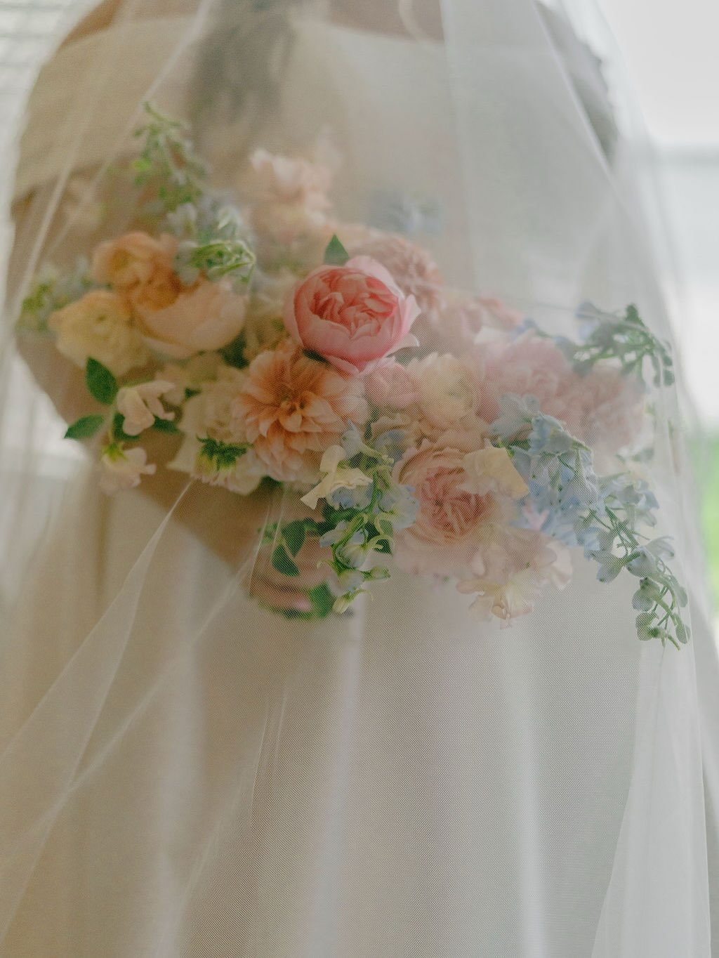 Soft pastels and the prettiest garden florals for Sam and her gals 🌸

Planning @iloveyoumoreevents 
Photo @amanda.callaway 
Video @kimalvaradofilms 
Hair and Makeup @atoasttobeauty