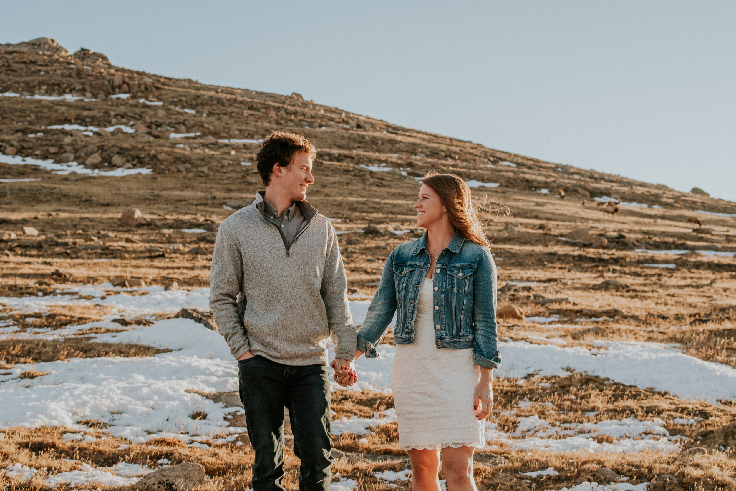 Trail Ridge Road Sunrise Snowy engagement session-7.jpg