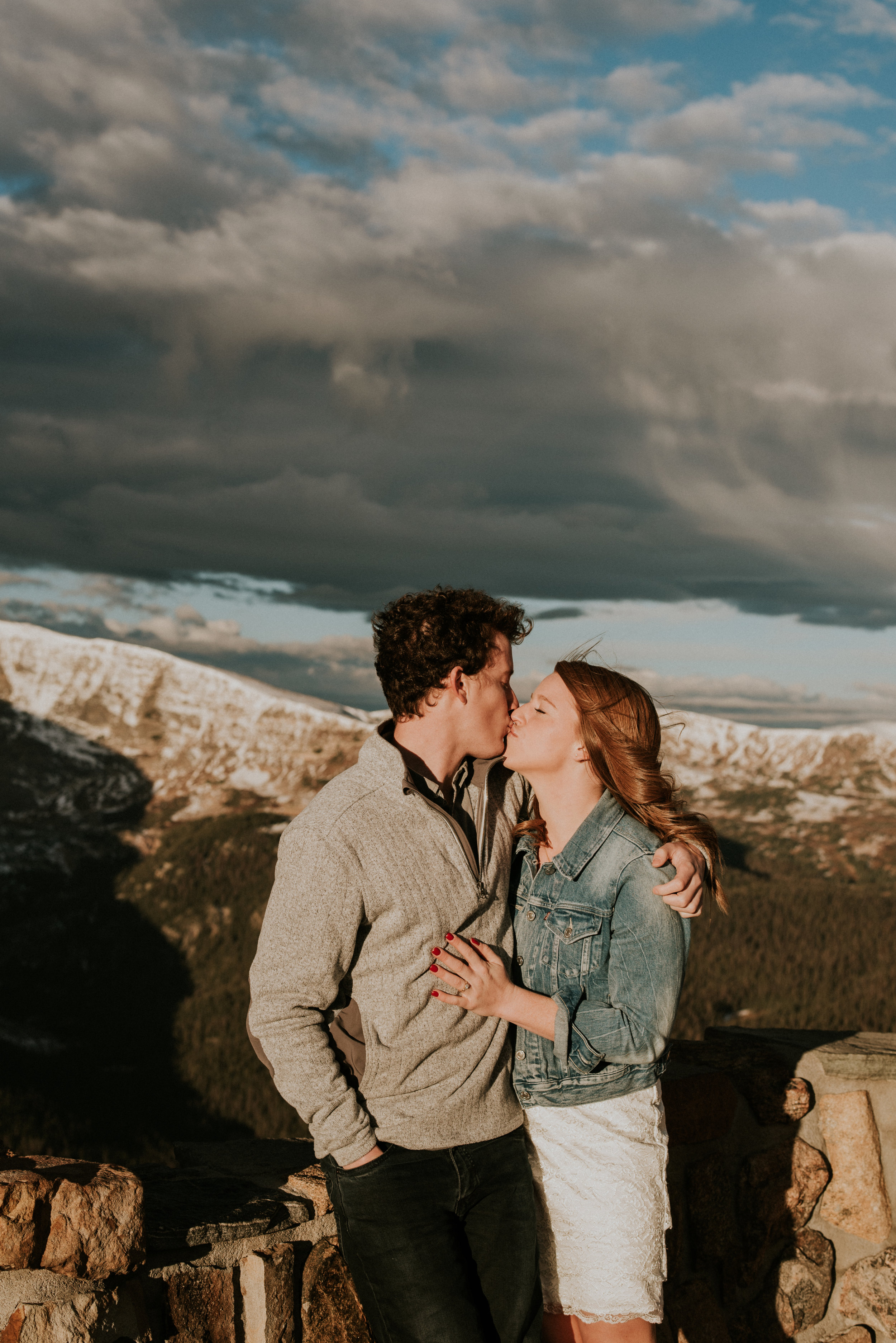 Trail Ridge Road Sunrise Snowy engagement session-8.jpg