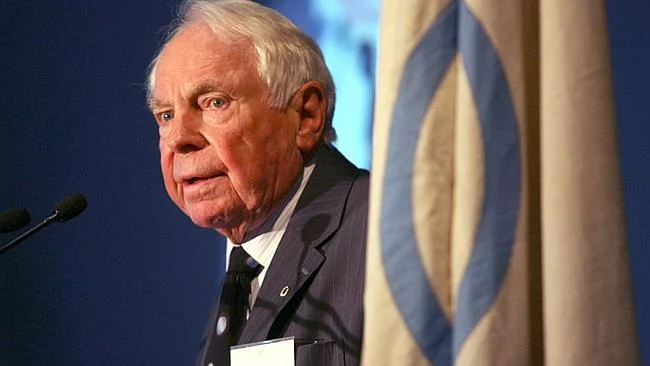 For Harry Gordon: 'His storytelling just flowed, clear and purling like a mountain creek', by Les Carlyon - 2015