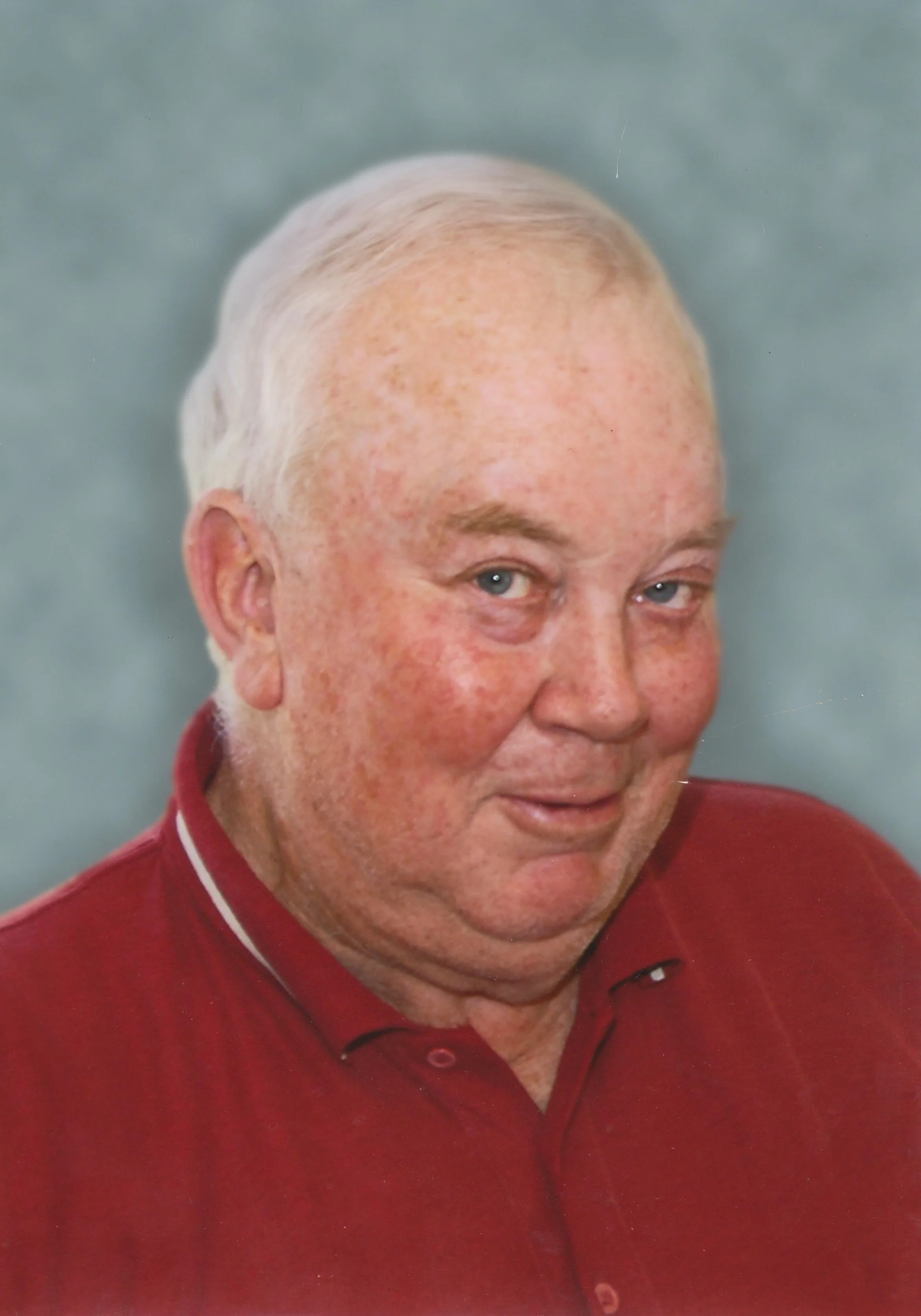 For Bob Sizer: 'He became a legendary barracker at the bowls.  Many opposition teams shuddered when he waddled through the gate', by Robert Clough - 2014