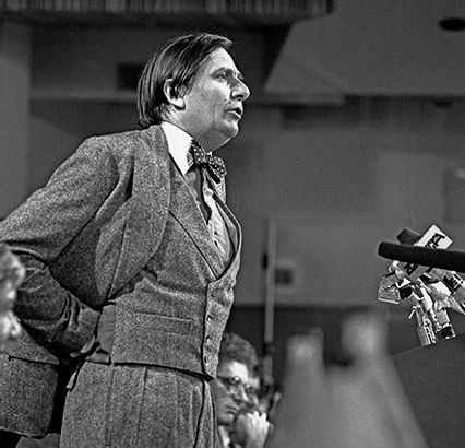 Barry Humphries: 'Through the thin end of an asparagus roll', National Press Club - 1978