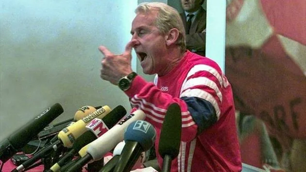 Giovanni Trapattoni - “These players were weak like an empty bottle!”, press conference post Bayern loss - 1998