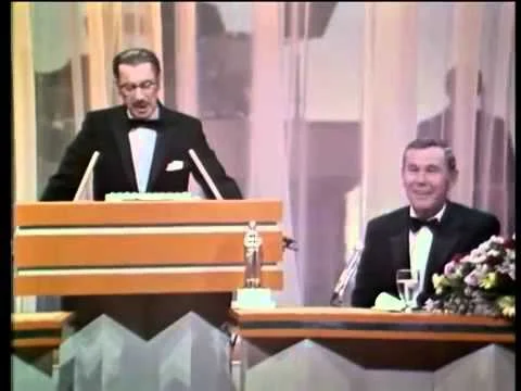 Groucho Marx: 'He’s a complete stranger, and not even a close one at that', Friars Club Roast - 1968