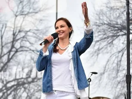 Ashley Judd: 'Our pussies ain't for grabbing', Women's March - 2017