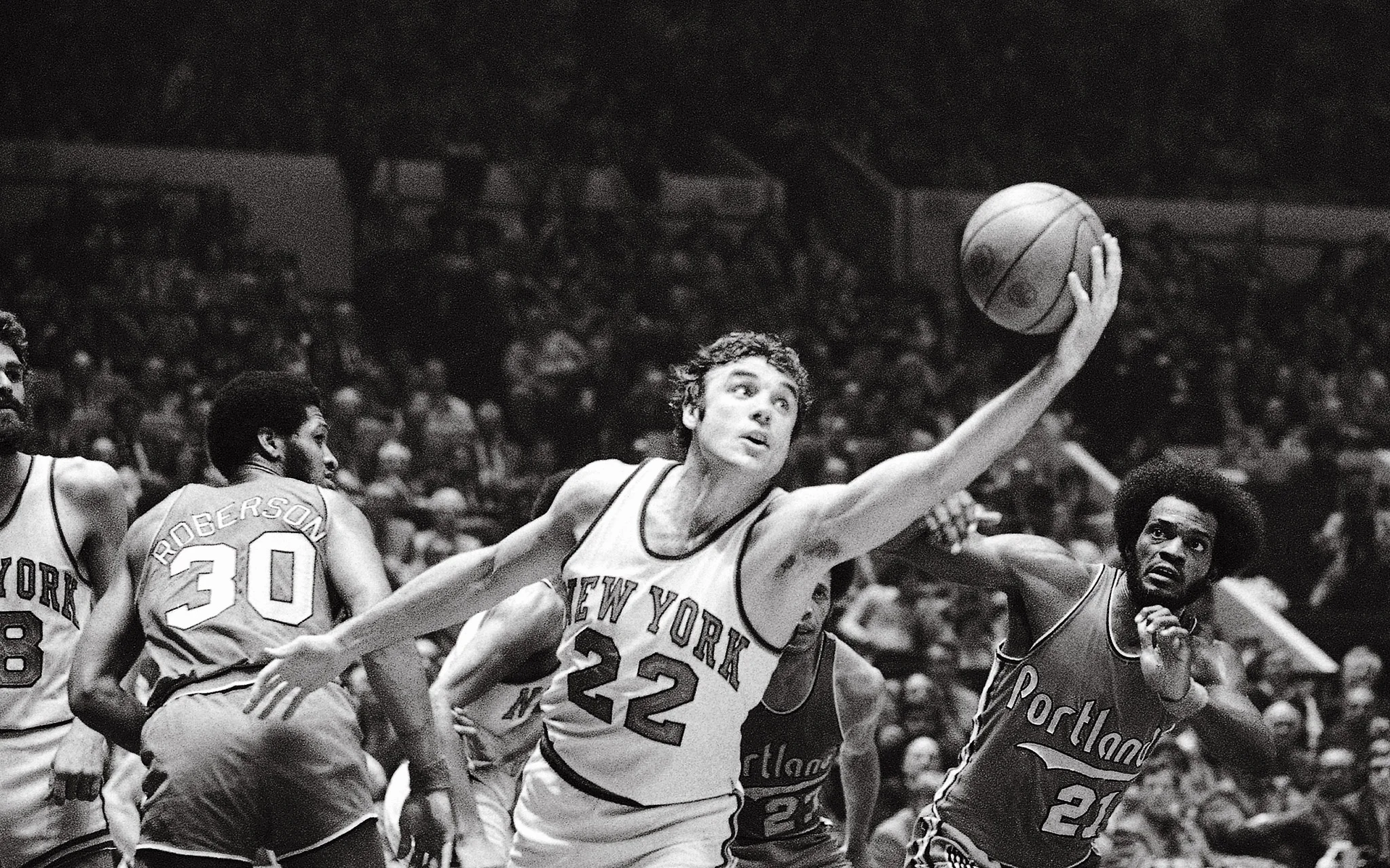 For Dave Debusschere: 'It was as if a lightning bolt hit my heart', by Bill Bradley - 2003
