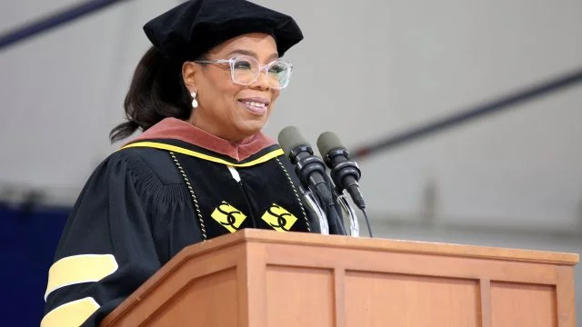 Oprah Winfrey: 'We are more alike than we are different', Smith University - 2017 