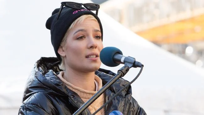 Halsey.jpg