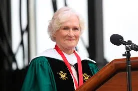 Glenn Close: 'Your perspective is unique', College of William &amp; Mary - 2019