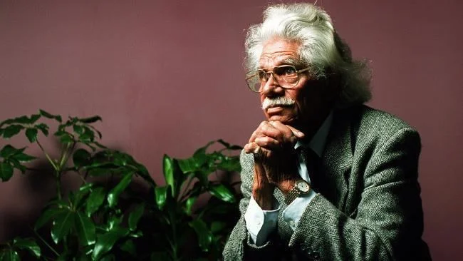 Neville Bonner: 'Once again you are telling us that you know better. How dare you!' Constitutional Convention - 1998