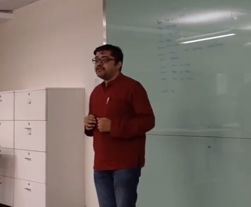Varun Malavalli: 'Why you should not read books', Toastmasters speech - 2017