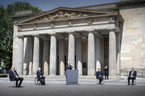 Frank-Walter Steinmeier: 'If it can happen here, it can happen anywhere', 75th Anniversary of  end of WW2 - 2020