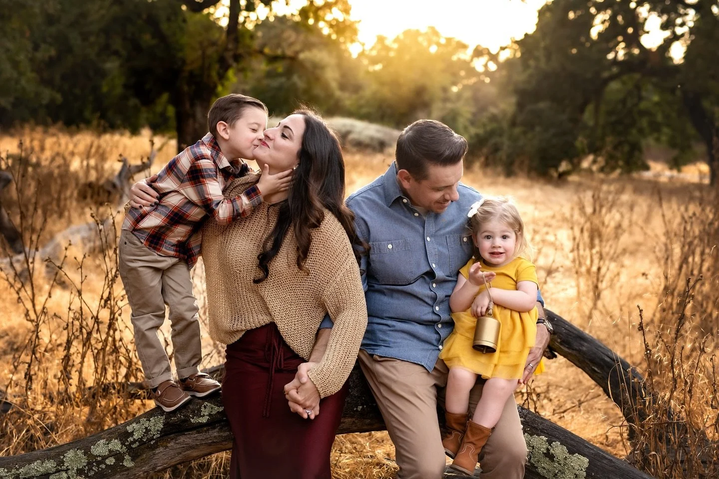 Christmas sessions are already under way and there are just a few spots left! Snag them before the season is behind us! πLink in bio or DM for more details! 
.
.
.
.
.
.
#lodibabyphotographer #lodiphotographer #sacramentobabyphotographer #stocktonba