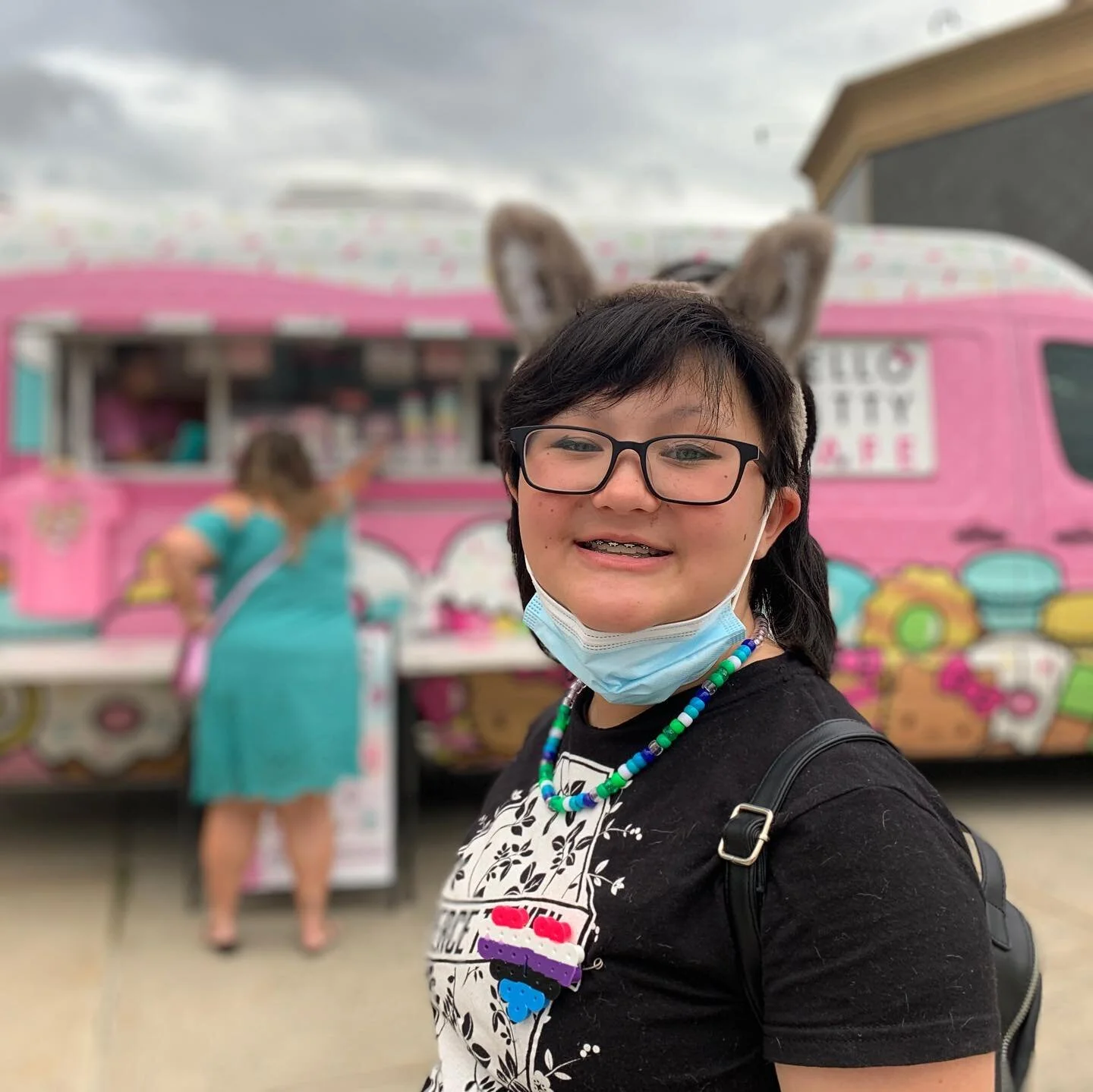 #HelloKitty cruised by and we hailed a cookie. I forget that Margaret Cho joke about what Hello Kitty says wait what she says nothing because she doesn&rsquo;t have a mouth duh. Anyway, this Instagramoment has been brought to you by overconsumption a