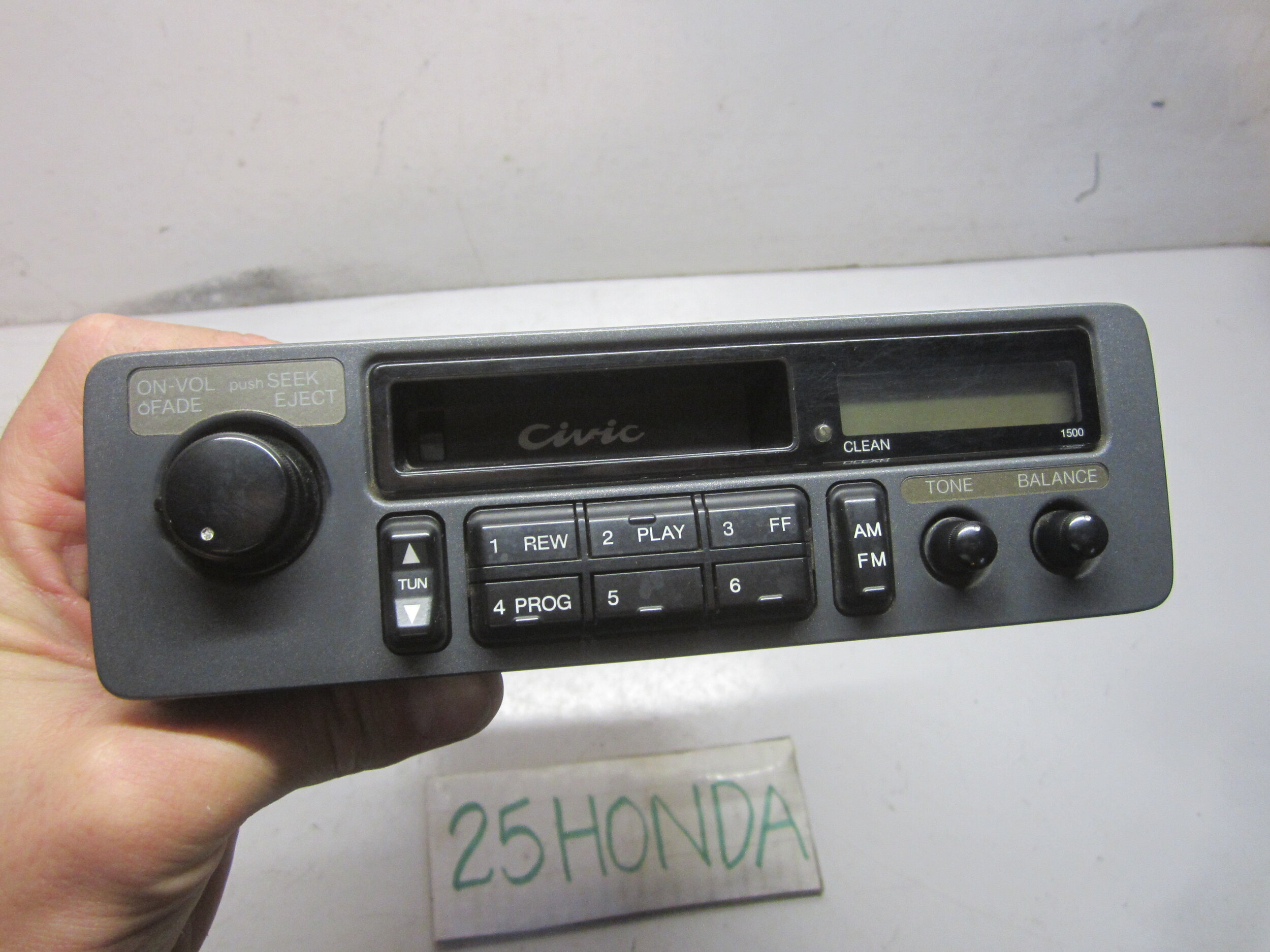 80's vintage Honda OEM Car Stereo 39100-SE0-A300-M1 Civic 