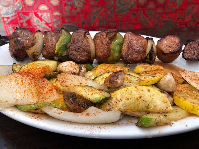 It is a lovely day for a lamb kebab!! π Join us for lunch or dinner today!! Pictured: dinner portion extra veggies no rice .
#greenolivesc #mediterraneanfood #turkishfood #eatfresh #eatlocal #supportlocal #southcarolina #colatown #sodacity #columbiasc #famouslyhot #colaeats #colatoday #allthingscolasc #columbiafoodies #foodporn #nationsbestbites #instafood #nomnom #hangryforhealth
