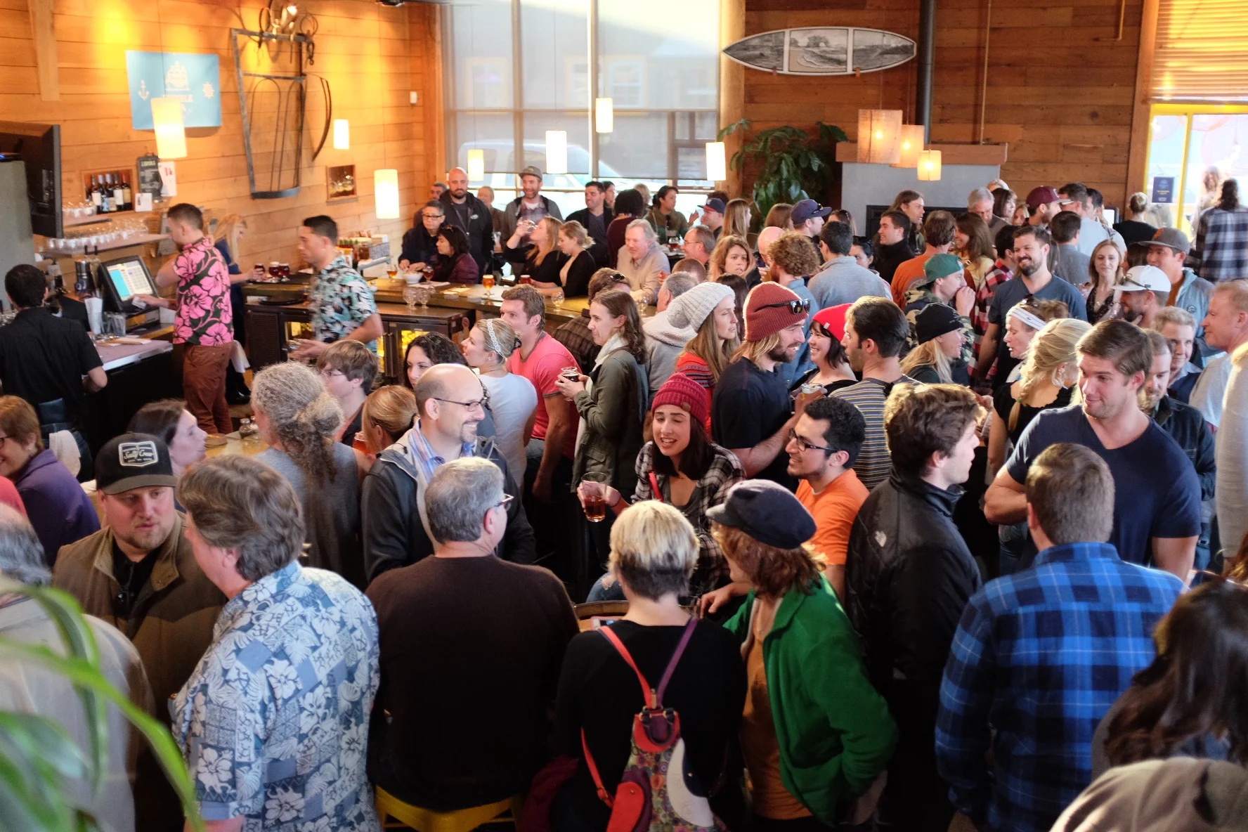 An estimated 1,000 customers poured into West End to set a record sales high for the restaurant