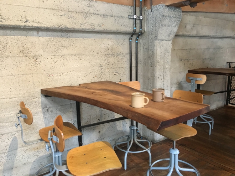 This table didn't just look hip as hell, it makes good use of a small space; providing a surface for at least four people to enjoy themselves for an extended period of time.