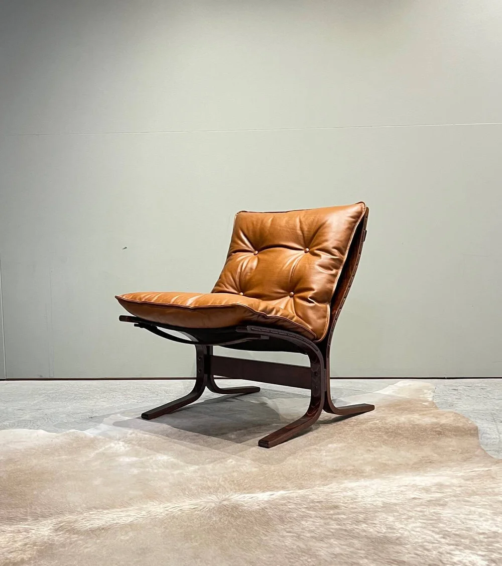 Mid-century Scandinavian lounge chair