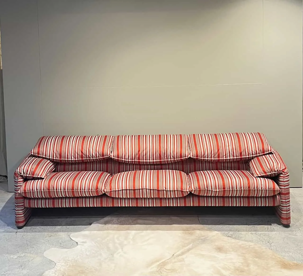 2.7 three seat maralunga sofa for sale australia.jpeg