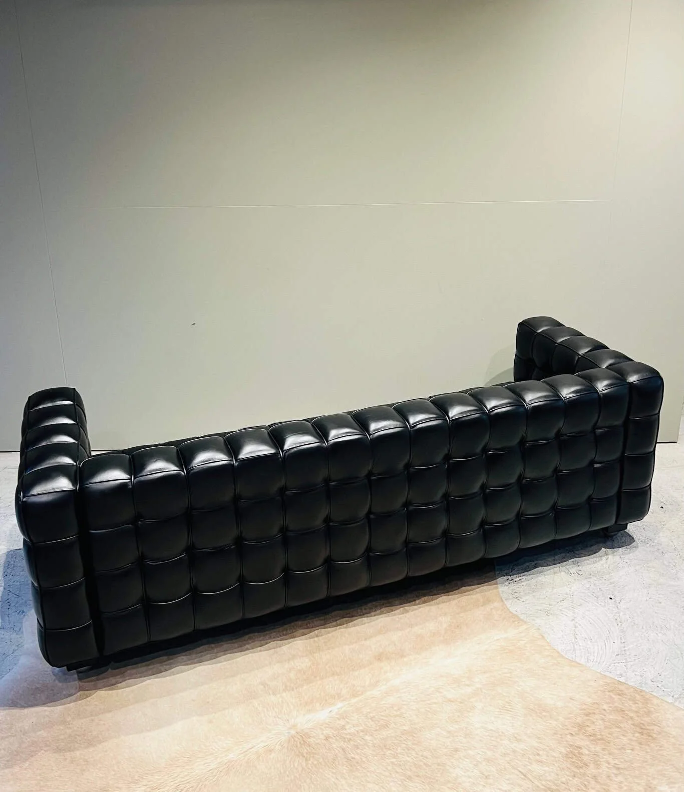 kubus sofa australia by josef hoffmann.jpeg