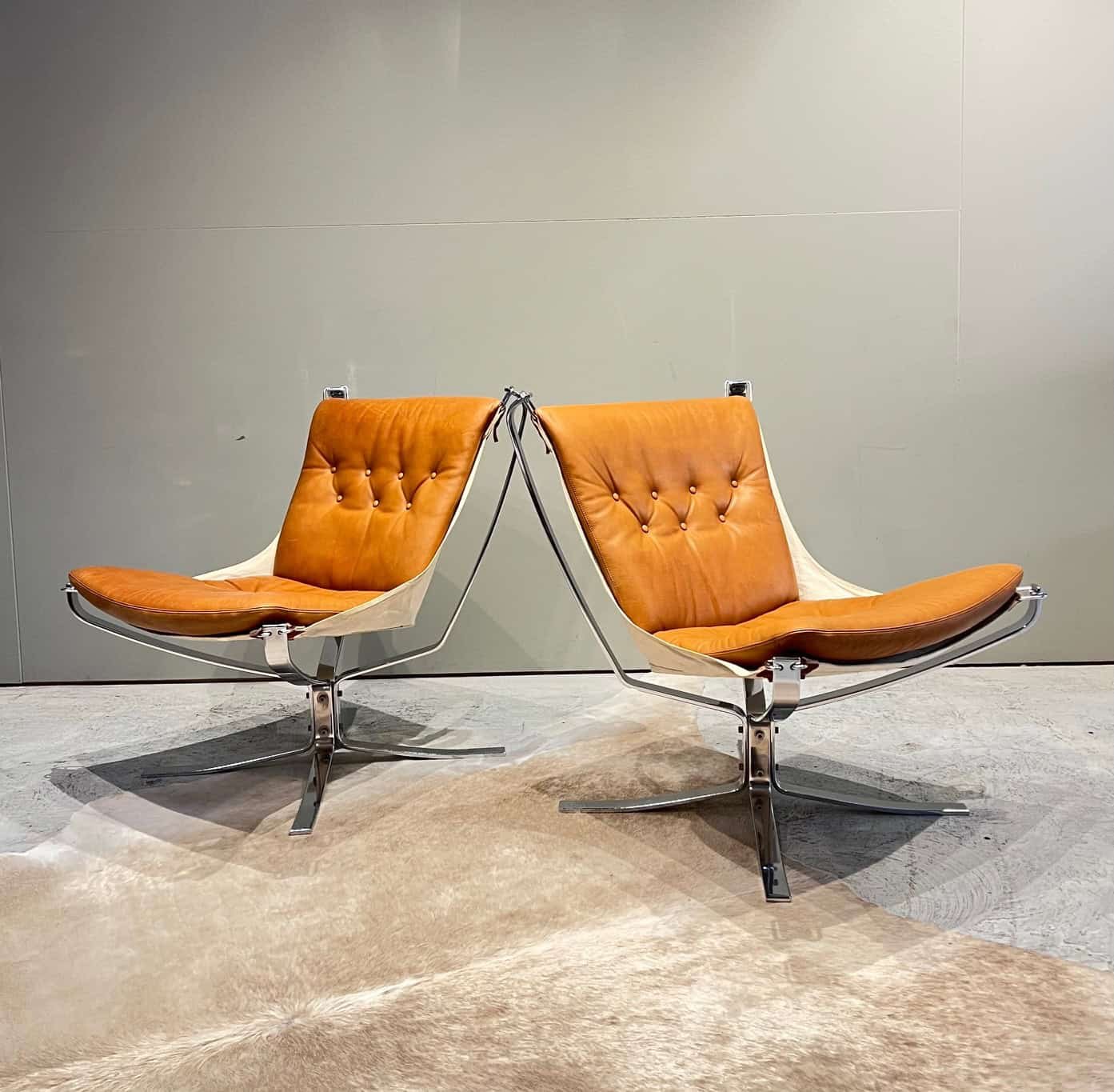 vintage metal falcon chair.jpeg