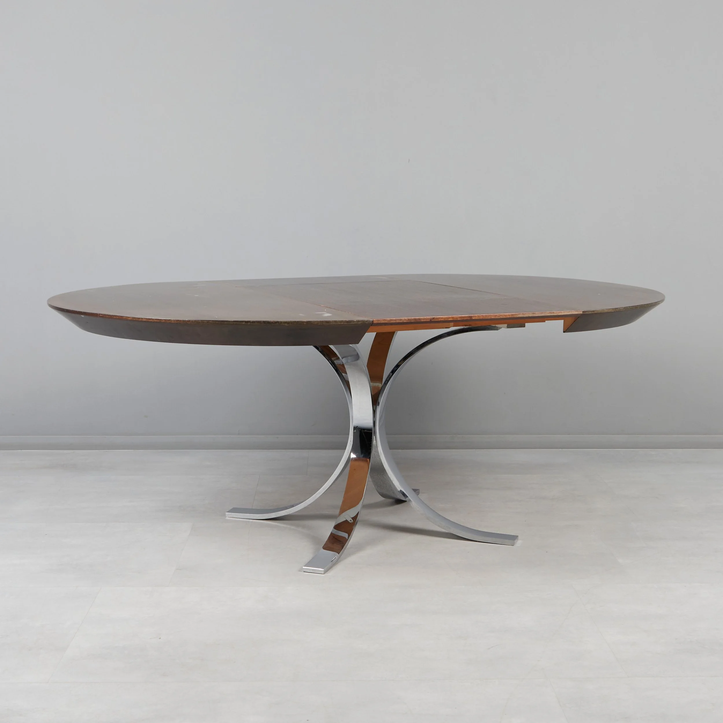 alma-extendable-dining-table-chrome-legs-melbourne-03.jpg