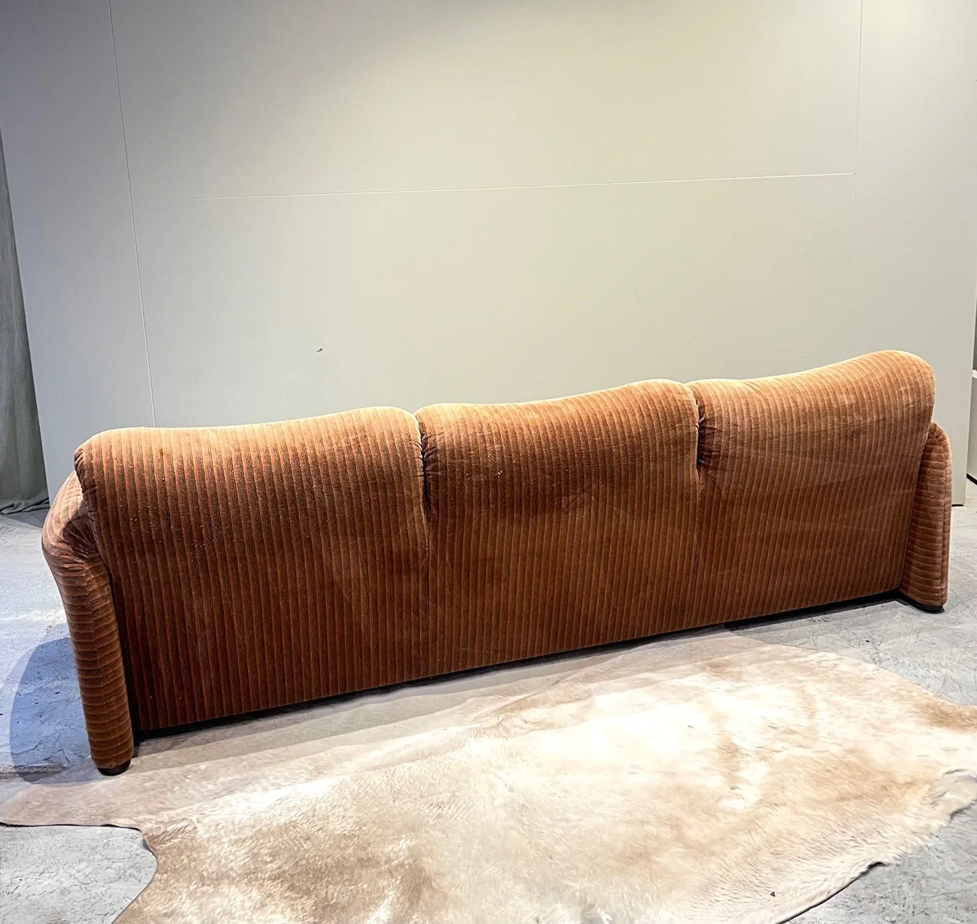 3 seat maralunga australia.jpeg