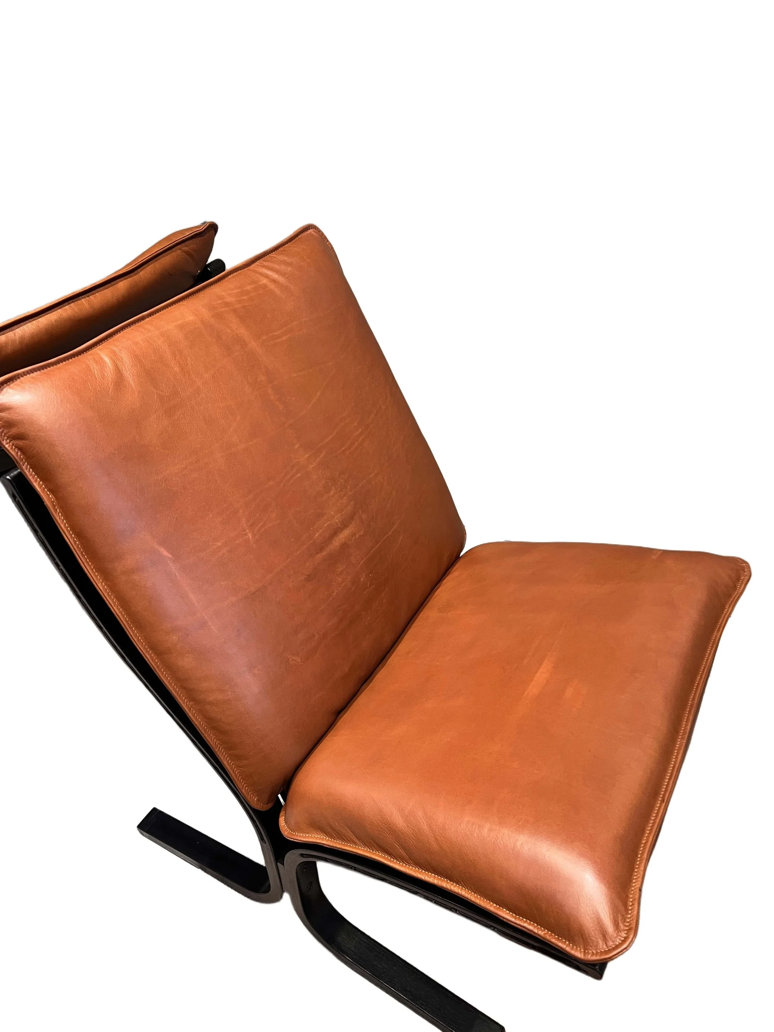 scandinavian-leather-lounge-chair-melbourne.jpg