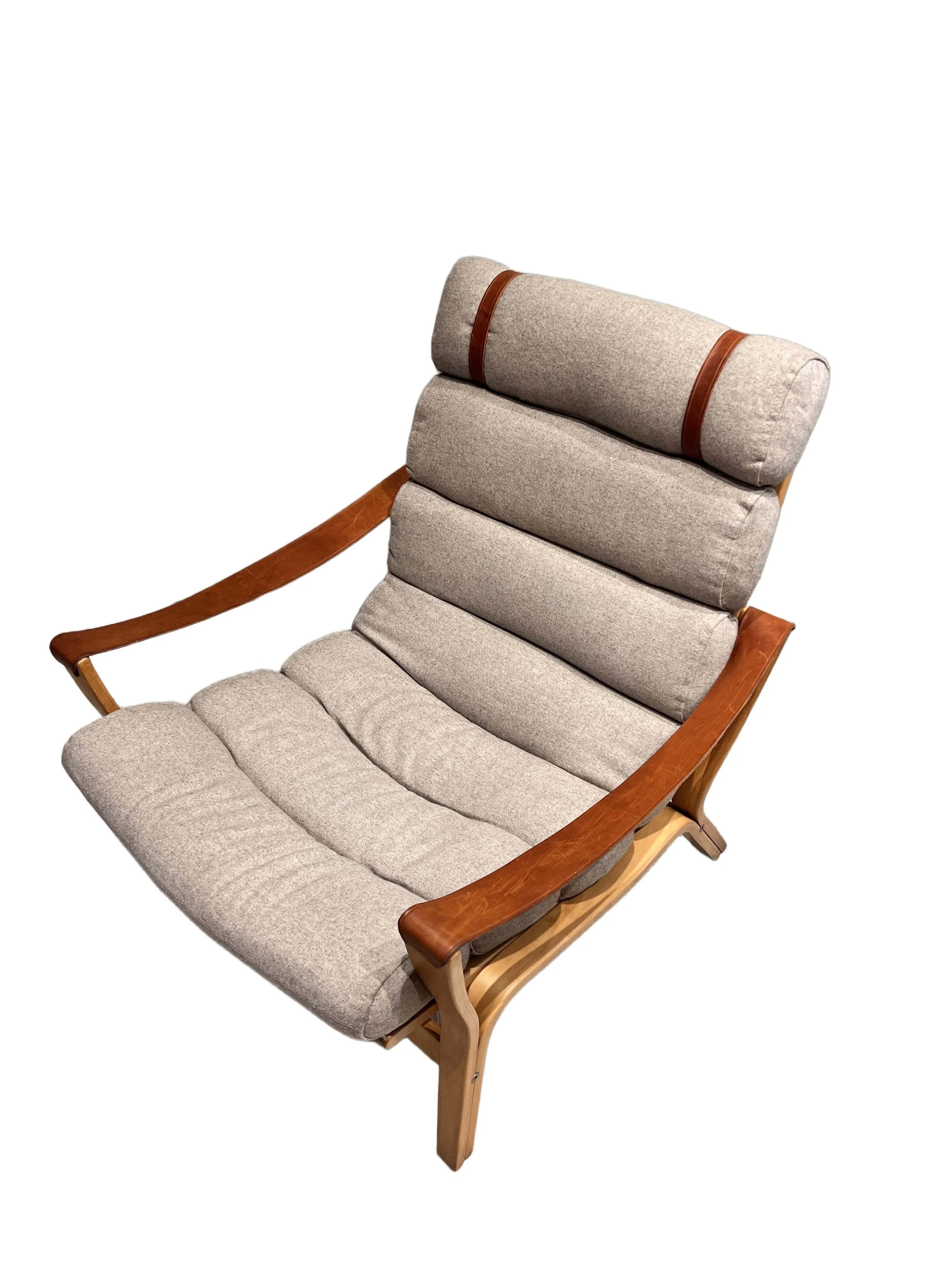 knud-faerch-armchair-leather-strap-arms.jpg