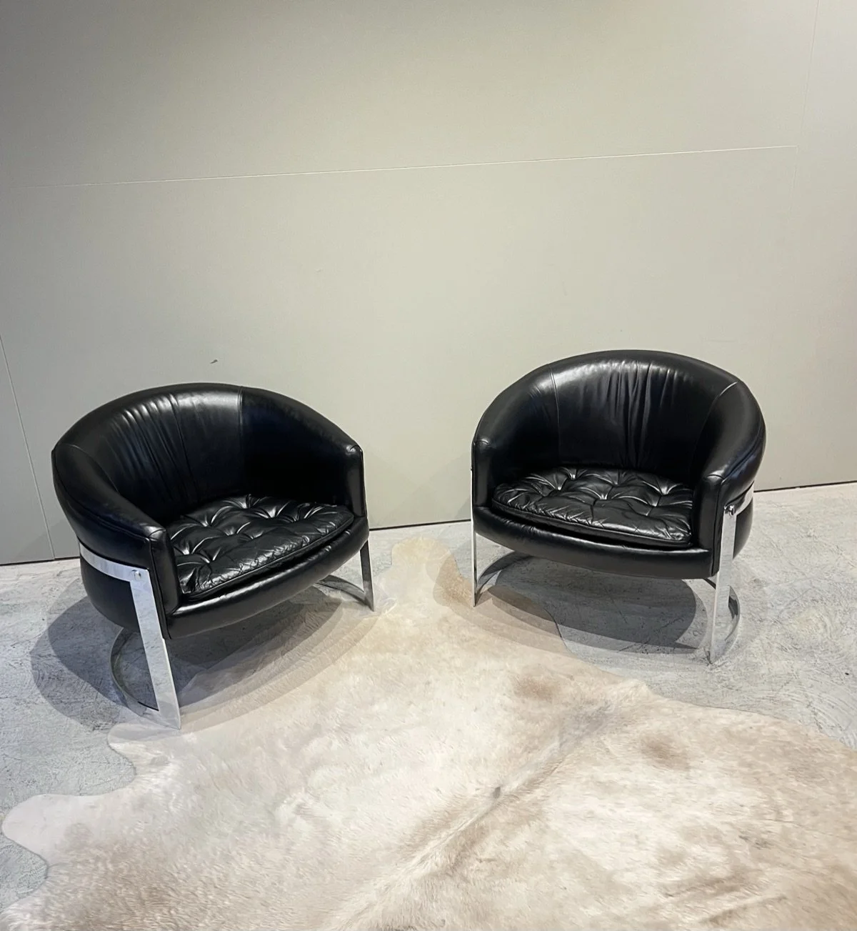 milo-baughman-chairs-front-2.jpg