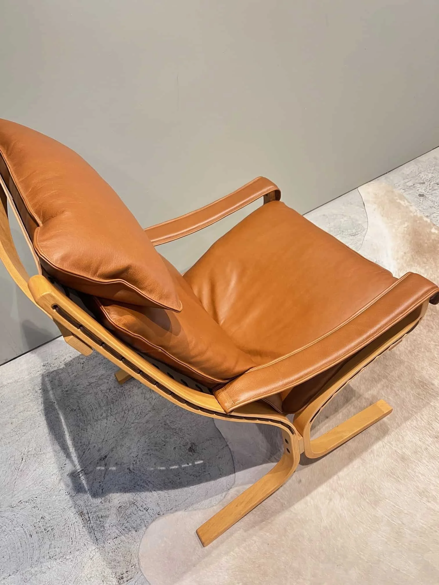 siesta chair by ingmar relling.jpg