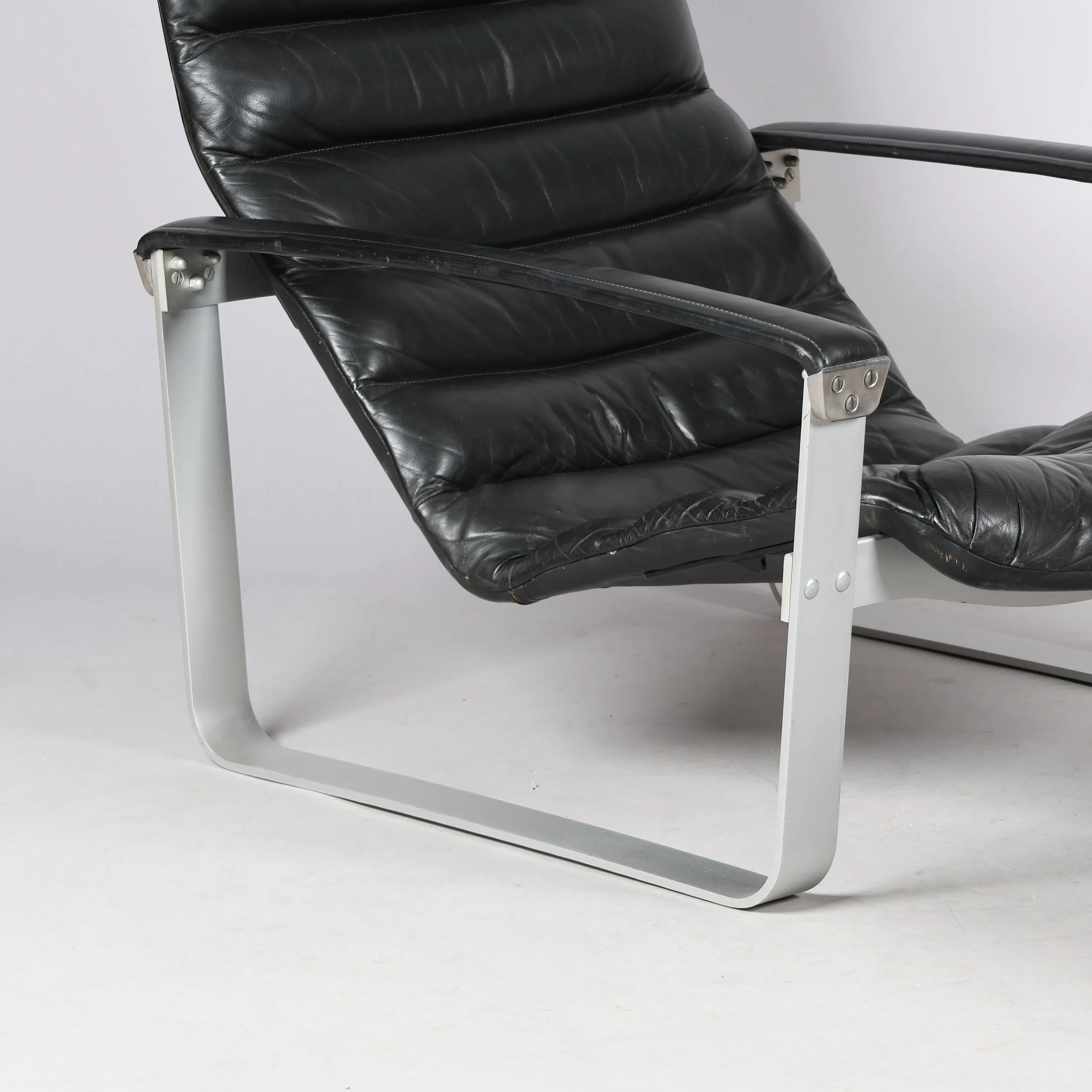 ilmari-lappalainen-pulkka-armchair-stool-asko-finland-melbourne-04.jpg