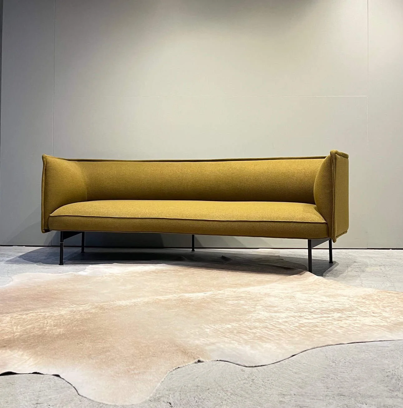 italian mid century modern sofa.jpeg