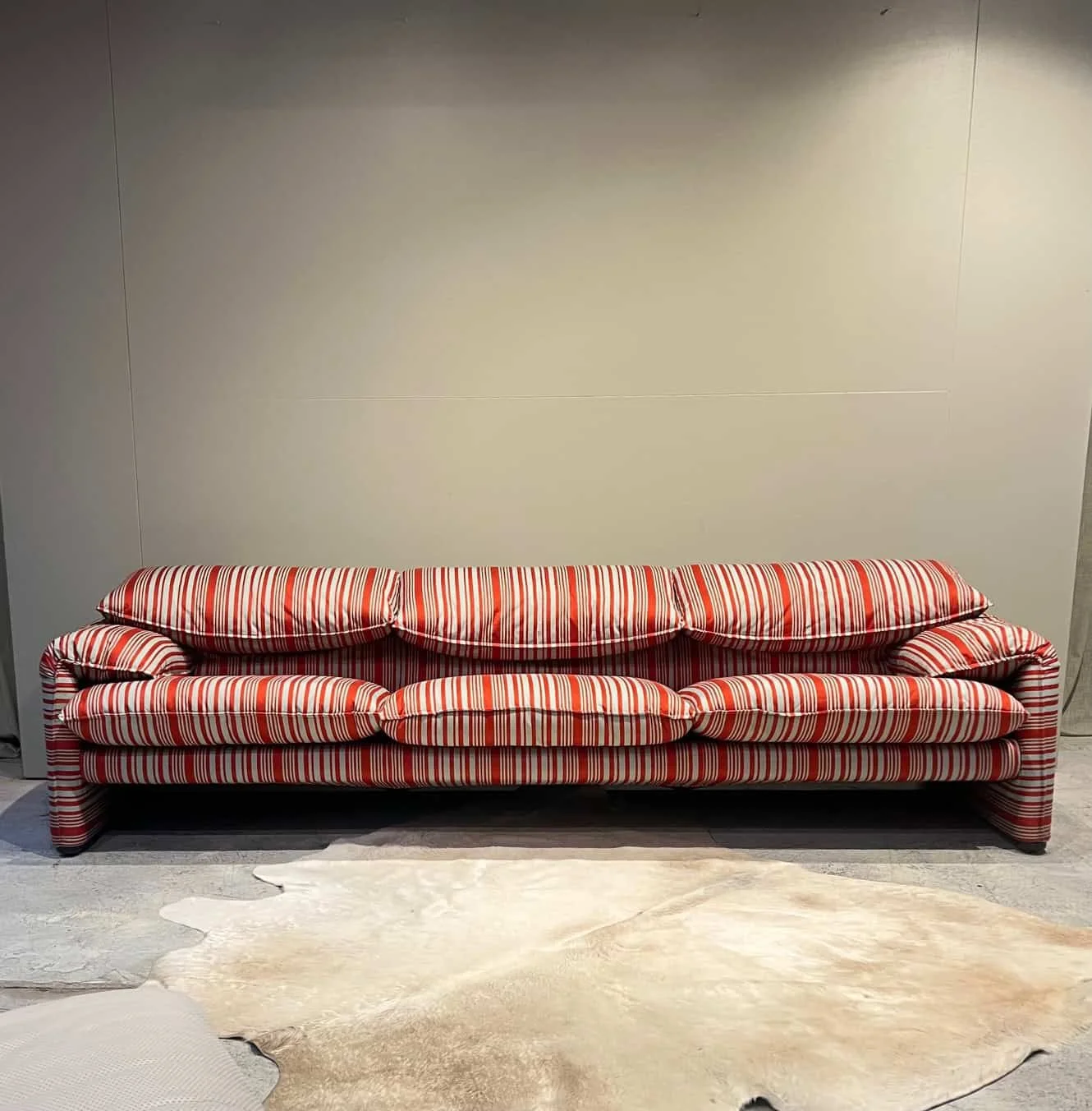 maralunga sofa for sale melbourne.jpeg