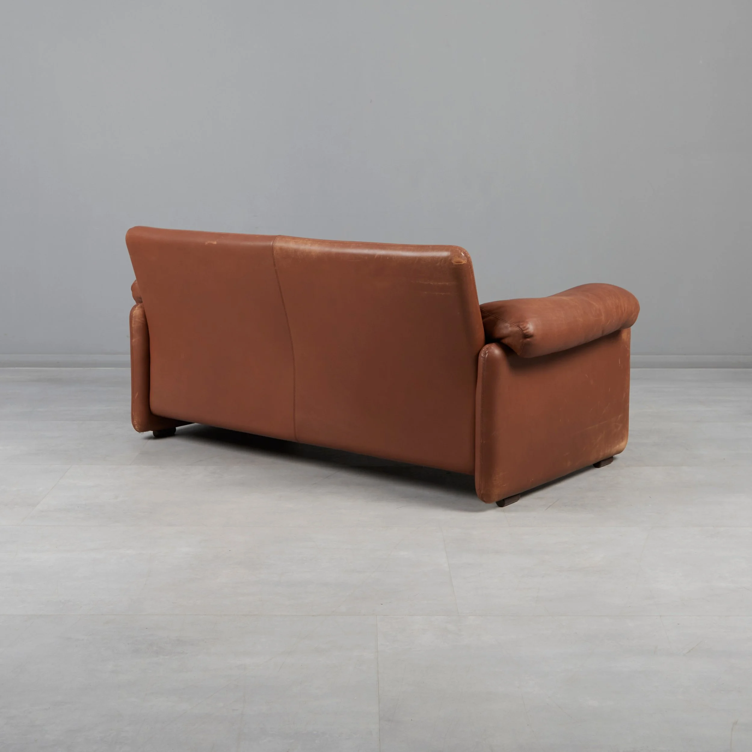 afra-tobia-scarpa-coronado-sofa-cb-italia-brown-leather-melbourne-08.jpg