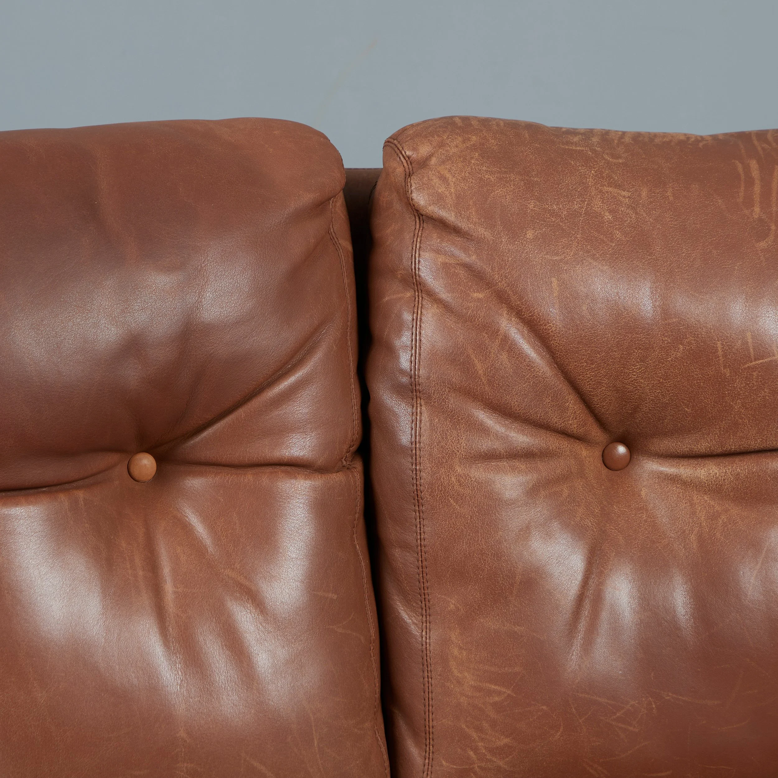 afra-tobia-scarpa-coronado-sofa-cb-italia-brown-leather-melbourne-03.jpg