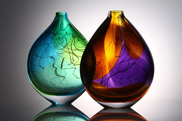 stuart-akroyd-elipse-vases-small.jpg