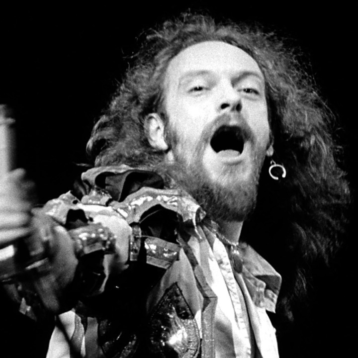 JETHRO TULL