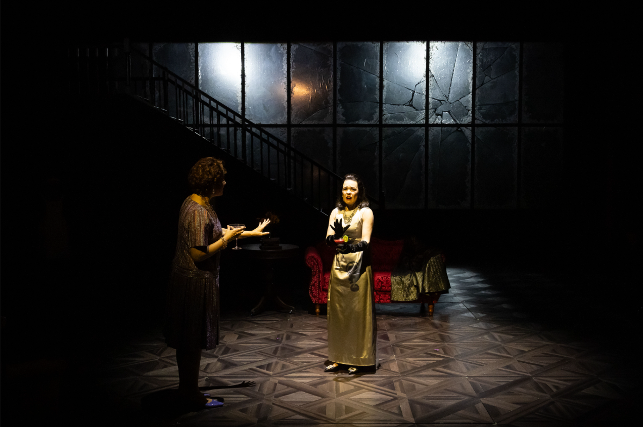  The Mirror Crack’d 2025  The Alley Theatre Dir: Delicia Turner Sonnenberg  Photos : Lynn Lane 